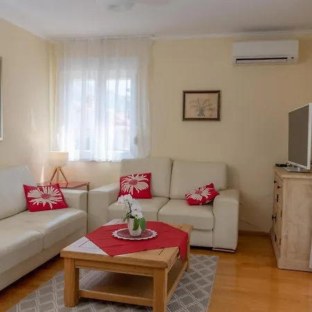 Apartment Apartman Anni