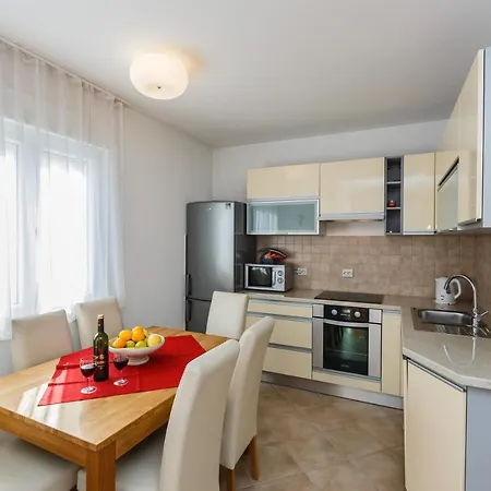 Apartment Apartman Anni *